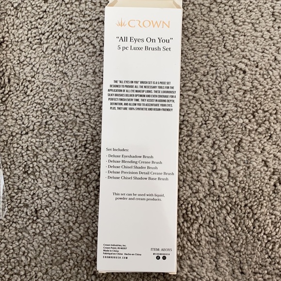 Crown - All Eyes On You brush set - Picture 4 of 4